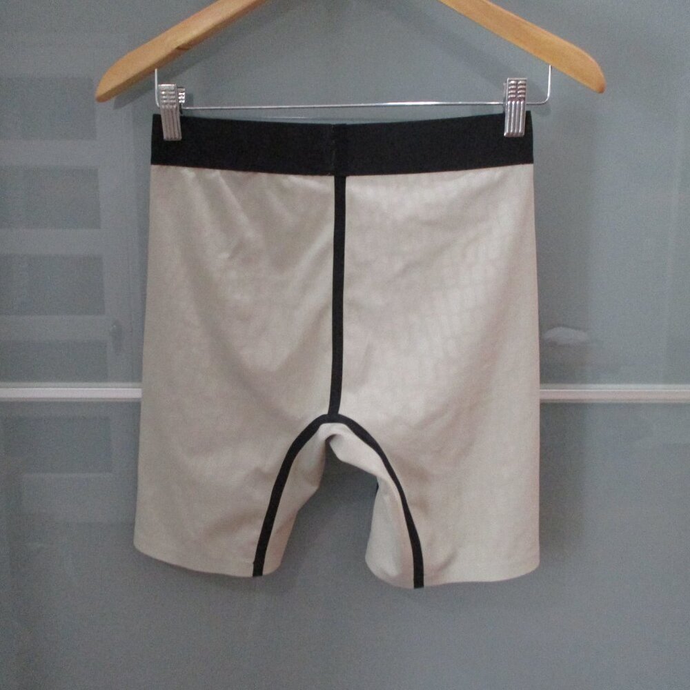 ADIDAS TechFit Bike Shorts - Picture 2 of 3